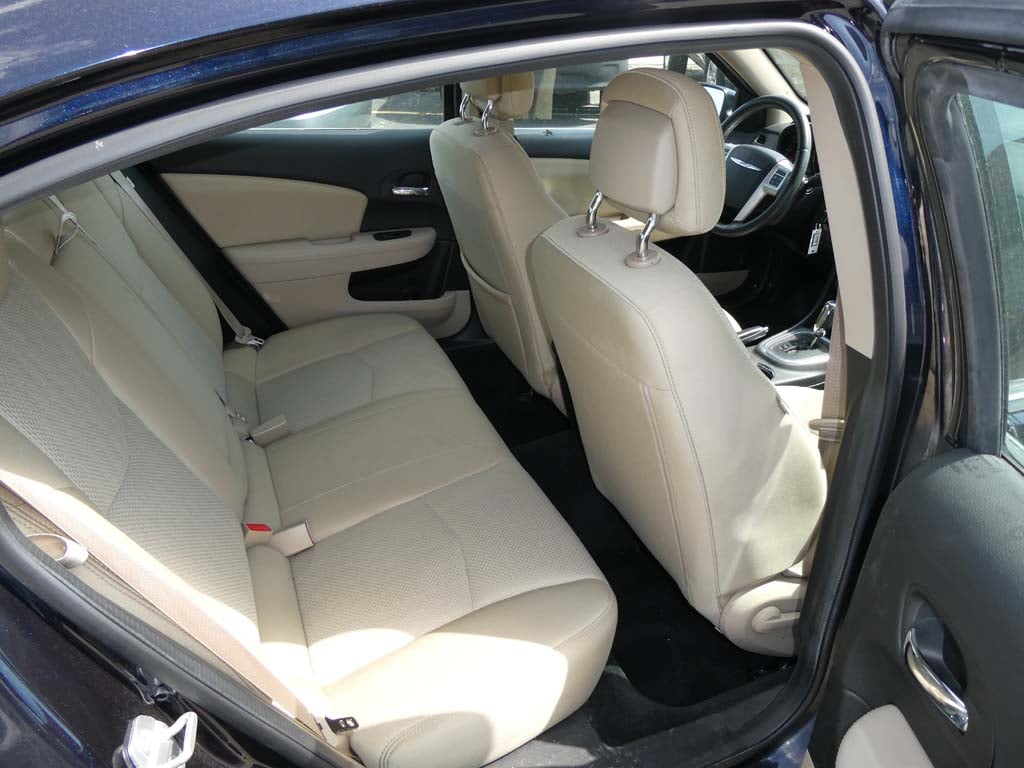 Jefferson Auto - Vehicle -2012 CHRYSLER 200 TOURING 