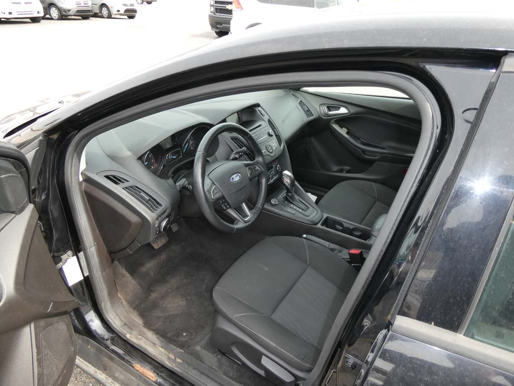 Jefferson Auto - Vehicle -2016 FORD FOCUS SE