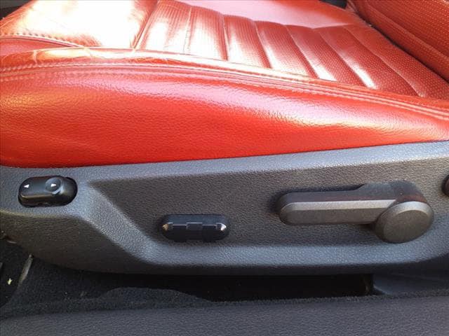 Jefferson Auto - Vehicle -2006 FORD MUSTANG 