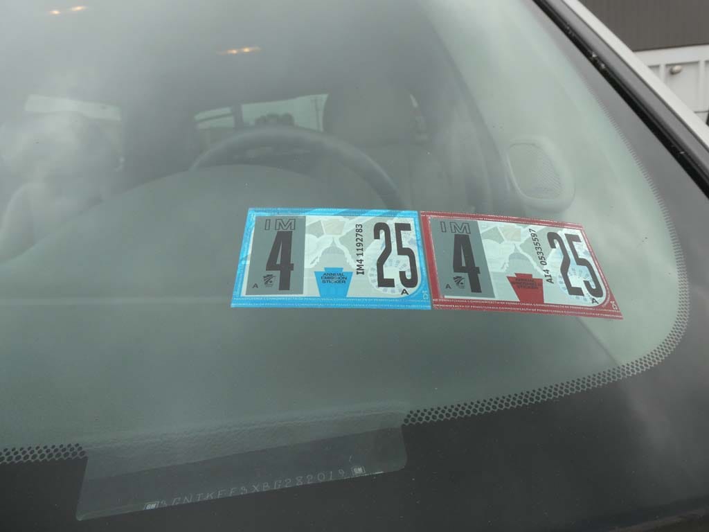 Jefferson Auto - Vehicle -2011 CHEVROLET AVALANCHE LT1