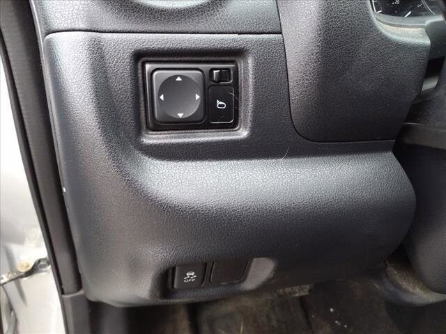 Jefferson Auto - Vehicle -2016 NISSAN VERSA SV