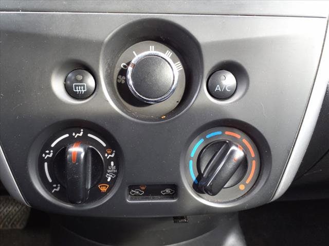 Jefferson Auto - Vehicle -2019 NISSAN VERSA SV