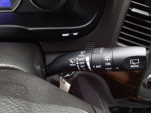 Jefferson Auto - Vehicle -2012 HYUNDAI SANTA FE GLS V6