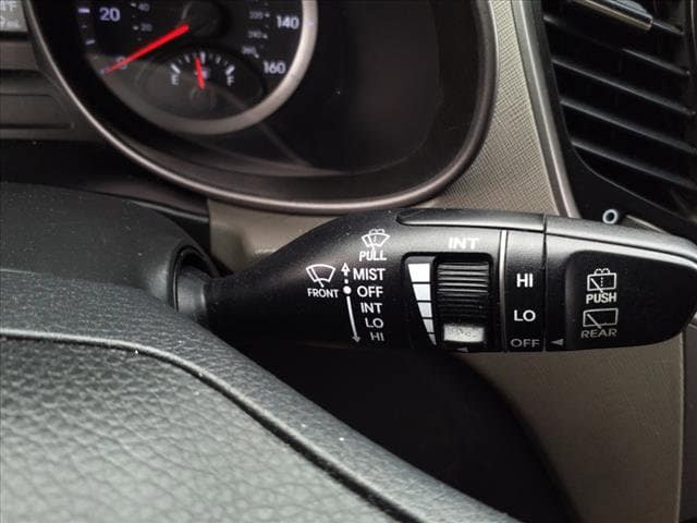 Jefferson Auto - Vehicle -2013 HYUNDAI SANTA FE Sport