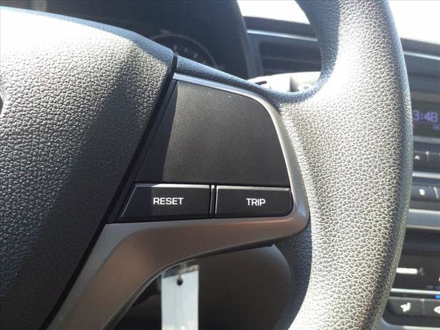 Jefferson Auto - Vehicle -2017 HYUNDAI ELANTRA SE