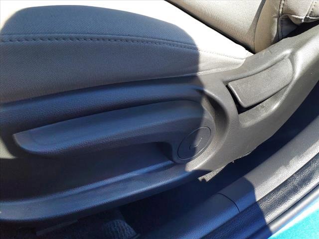 Jefferson Auto - Vehicle -2017 HYUNDAI ELANTRA SE