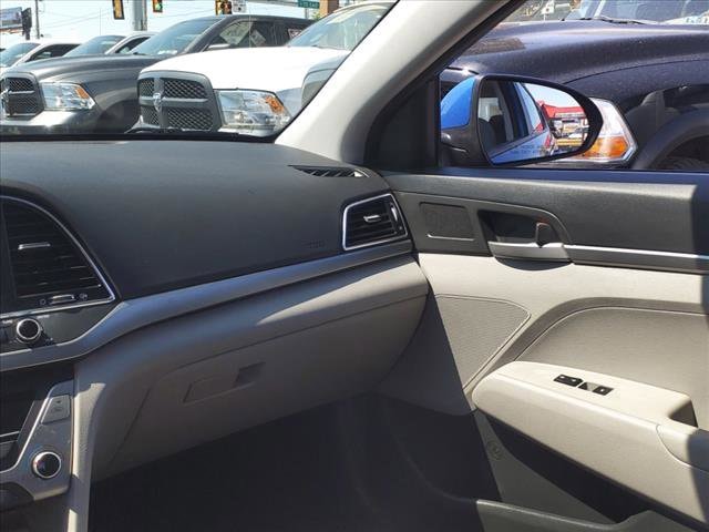 Jefferson Auto - Vehicle -2017 HYUNDAI ELANTRA SE