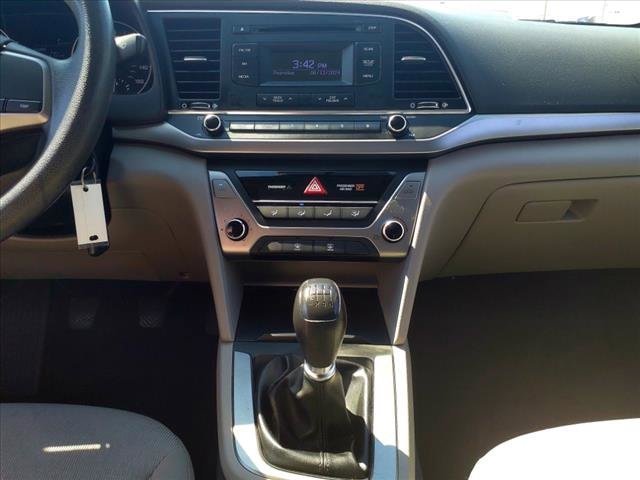 Jefferson Auto - Vehicle -2017 HYUNDAI ELANTRA SE